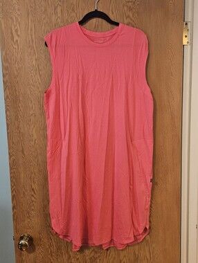Kit + Ace dress